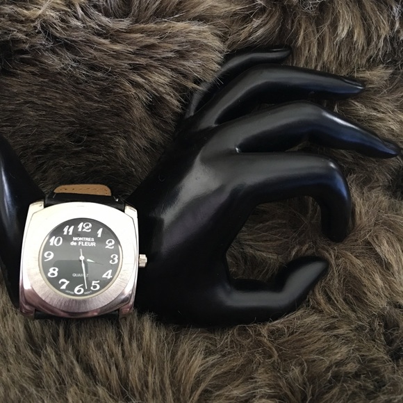 Vintage Montres de Fleur wide black leather watch - Picture 4 of 8